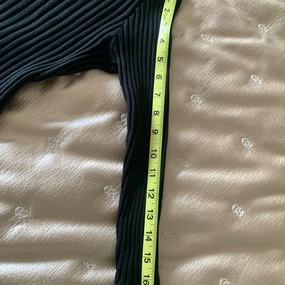 Black Wayne Rogers Vintage Surplice Sweater Sz M - Picture 7 of 7